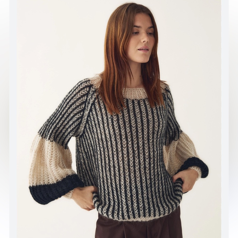 NWT NOELLA LIANA KNIT SWEATER CREAM/BLACK